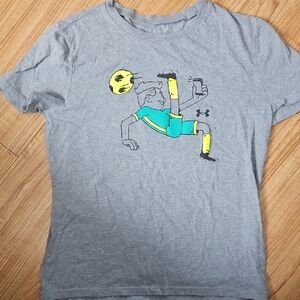 Boys Under Armour Medium Tshirt